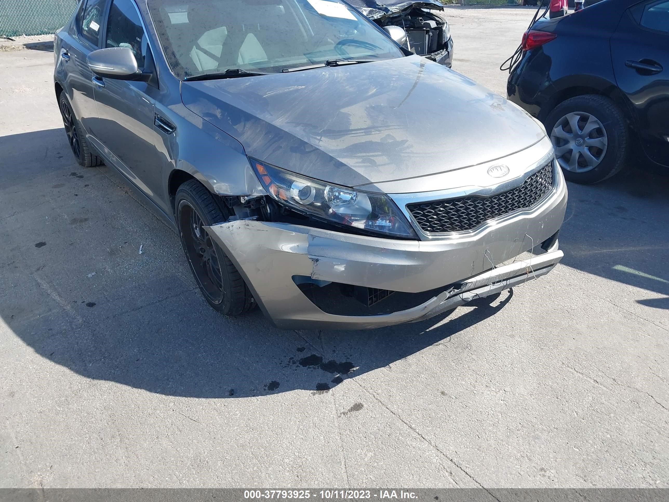 Photo 5 VIN: 5XXGM4A76CG075830 - KIA OPTIMA 