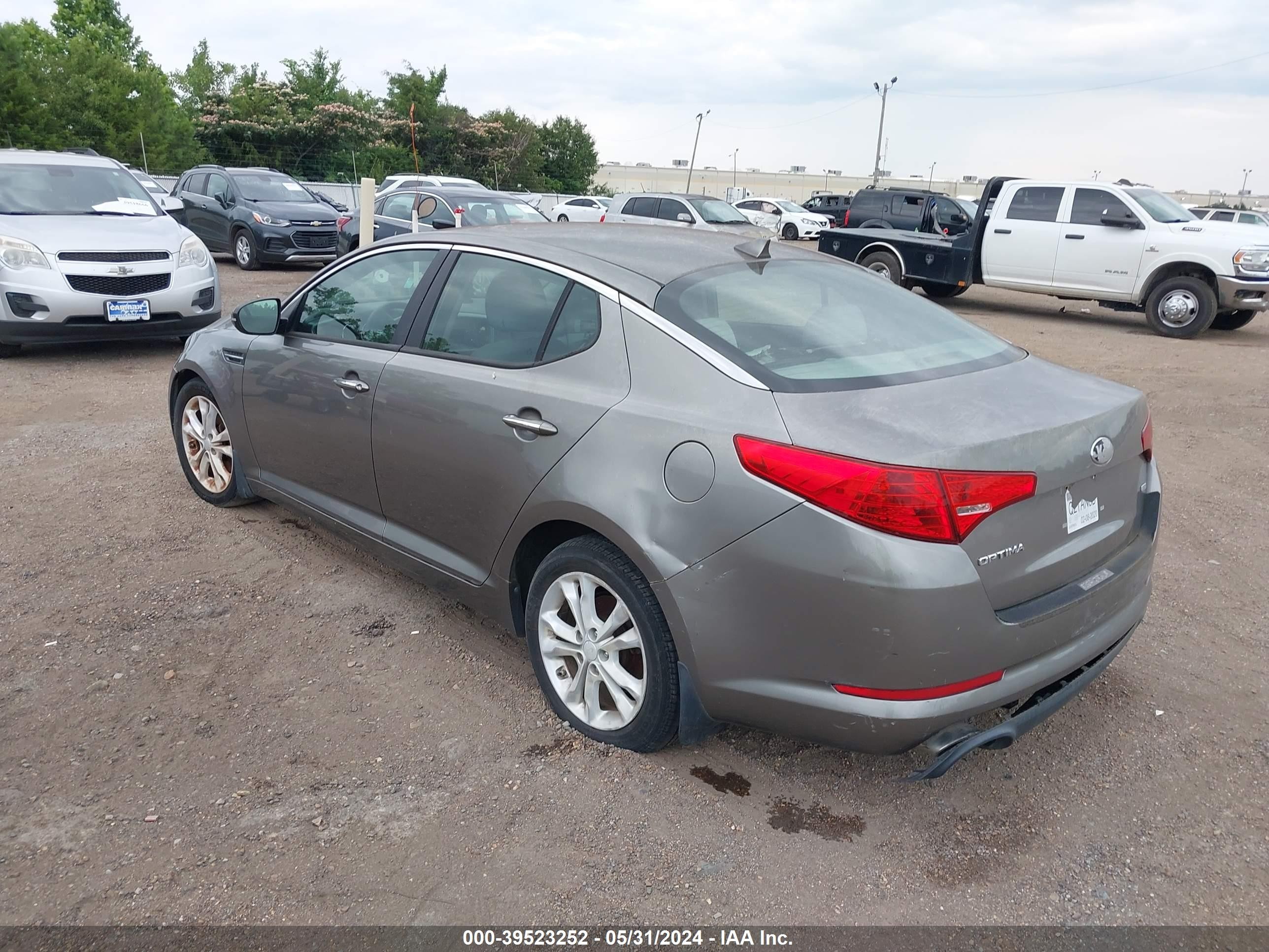 Photo 2 VIN: 5XXGM4A76DG107838 - KIA OPTIMA 