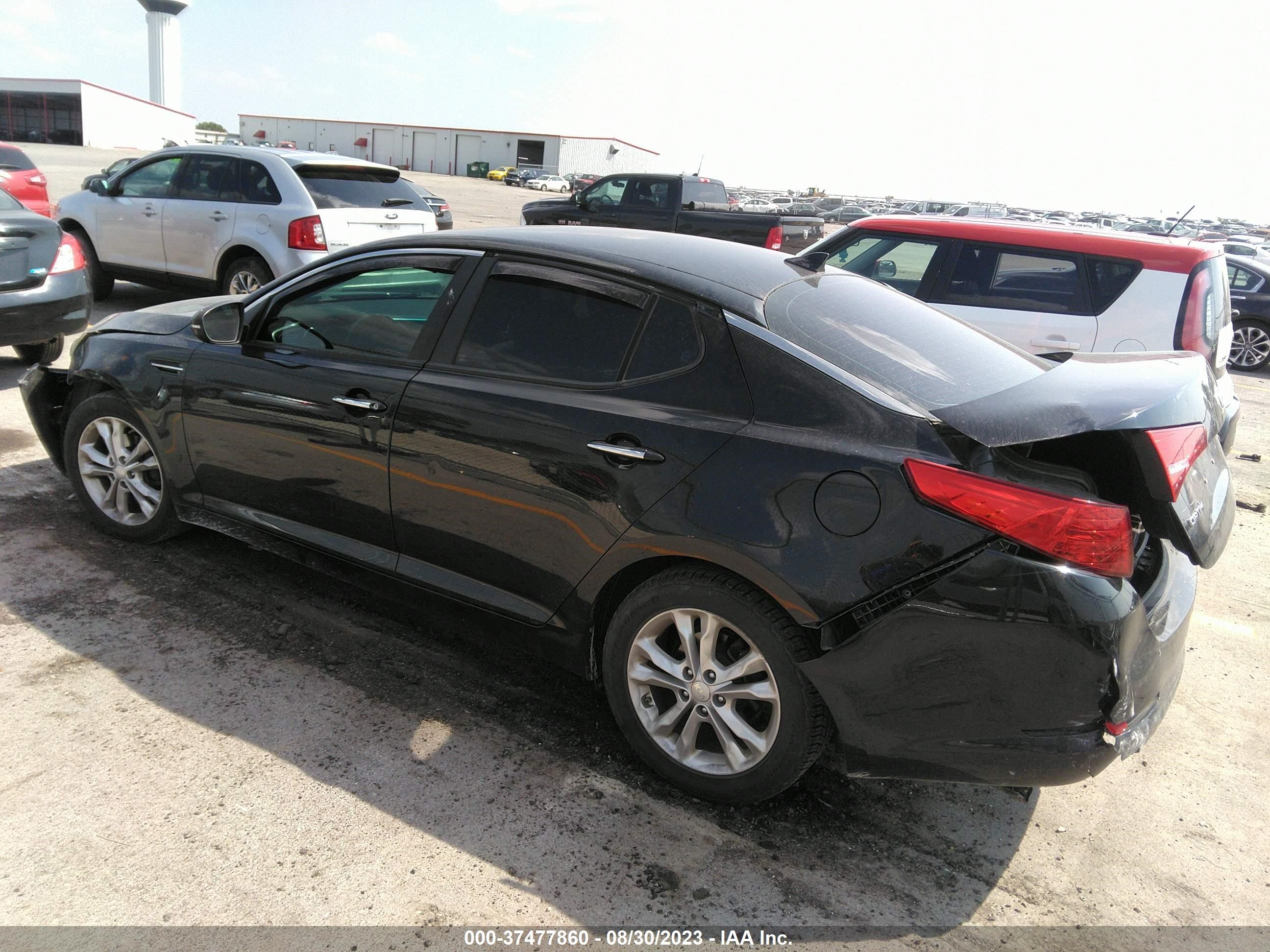 Photo 2 VIN: 5XXGM4A76DG184127 - KIA OPTIMA 