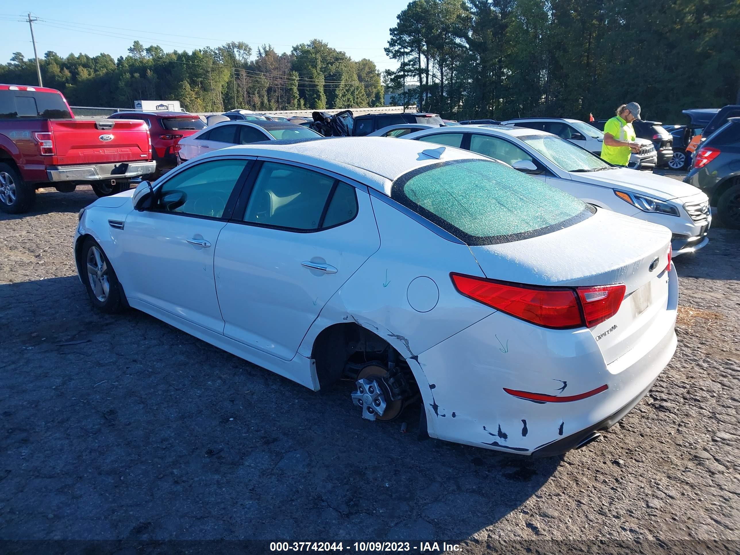 Photo 2 VIN: 5XXGM4A76EG290885 - KIA OPTIMA 