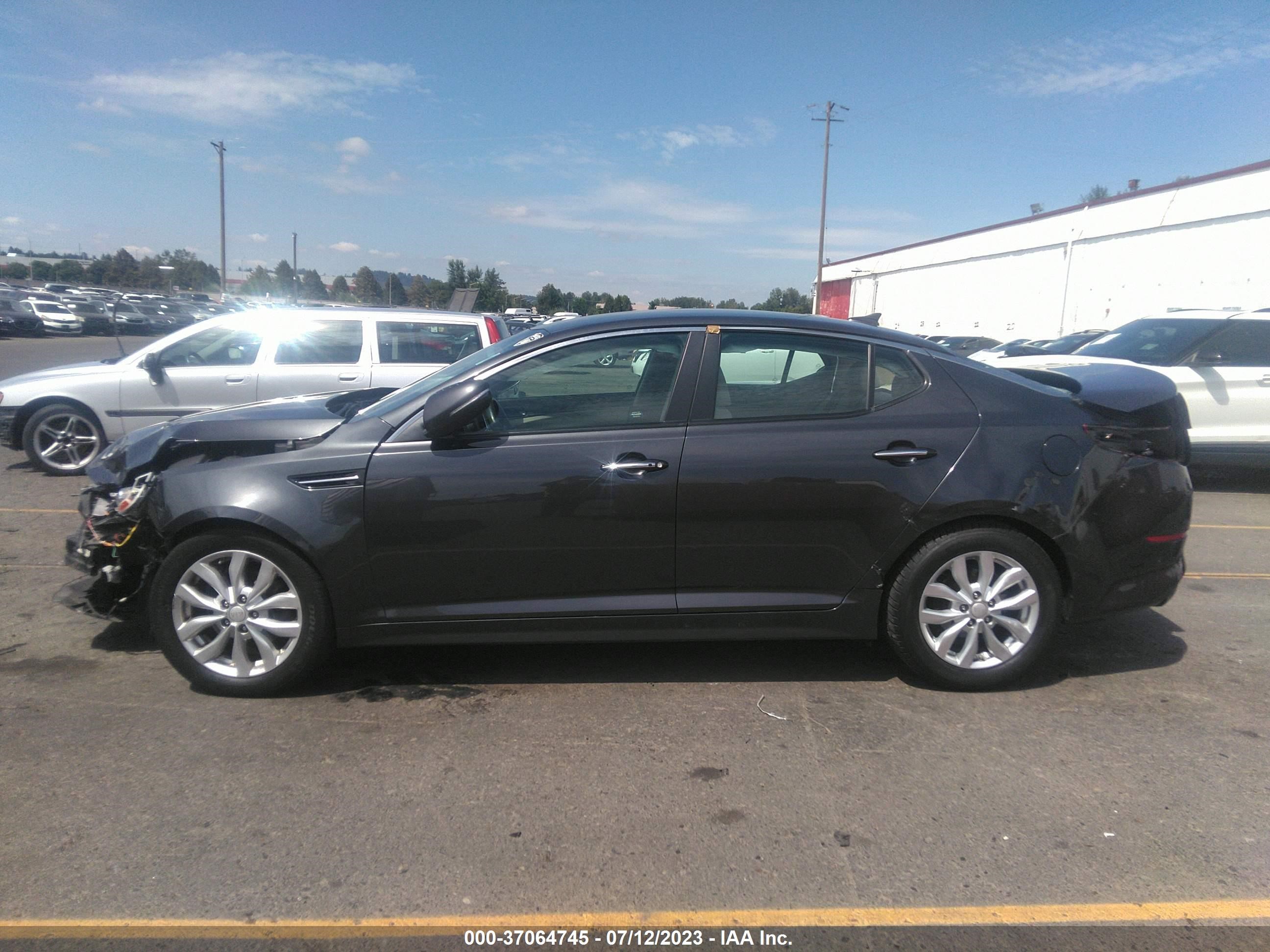 Photo 13 VIN: 5XXGM4A76FG500175 - KIA OPTIMA 