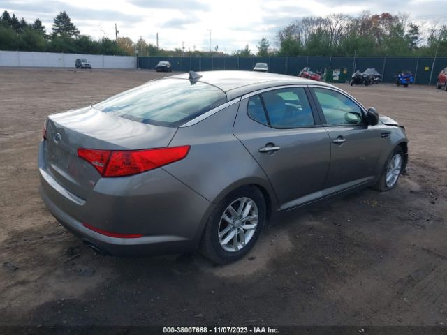 Photo 3 VIN: 5XXGM4A77CG067333 - KIA OPTIMA 