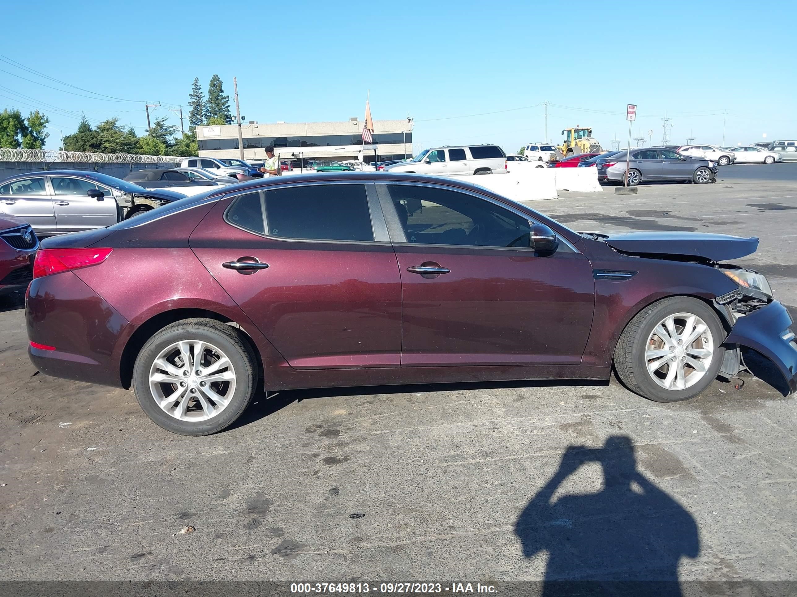 Photo 11 VIN: 5XXGM4A77DG189238 - KIA OPTIMA 