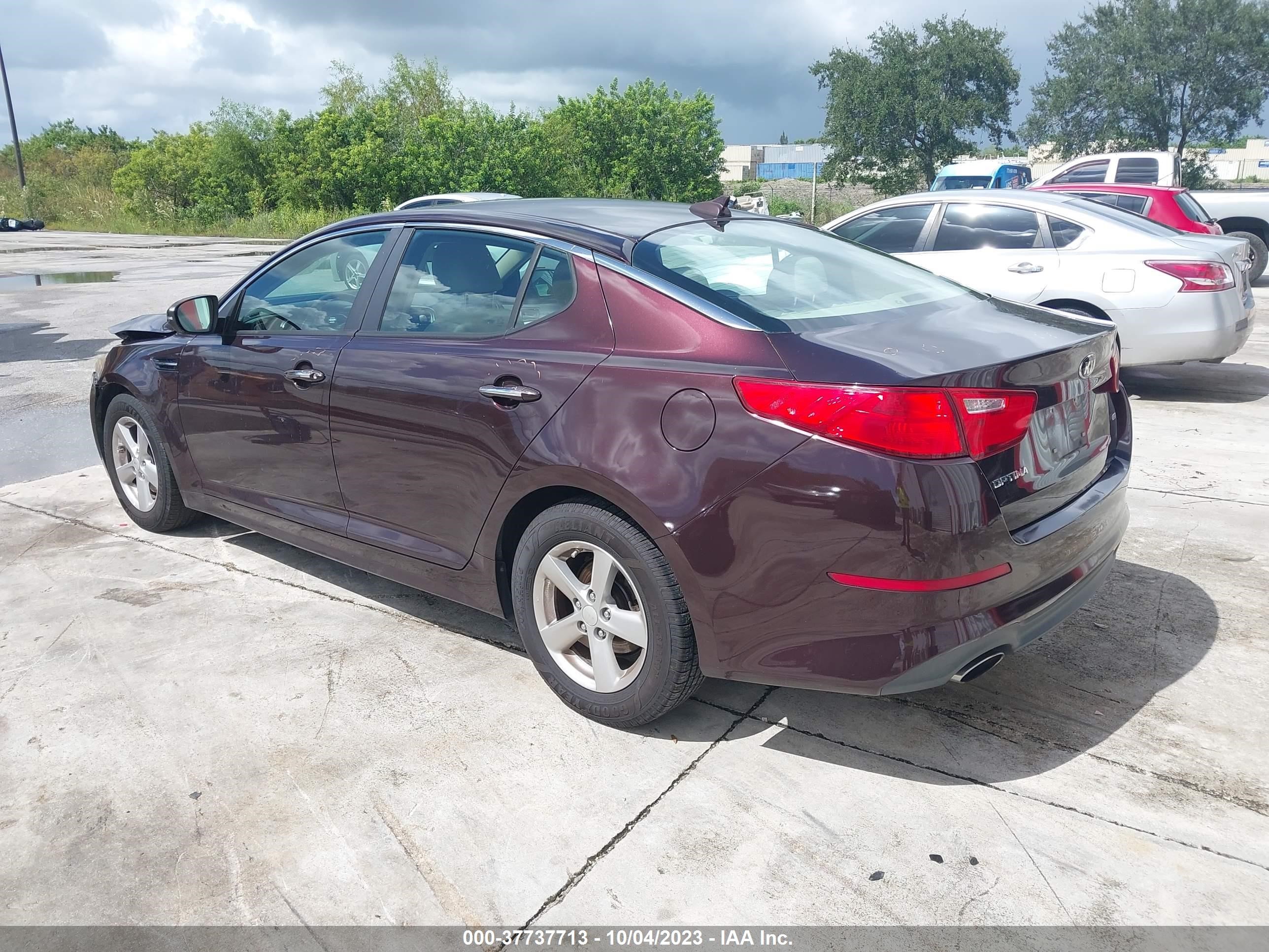 Photo 2 VIN: 5XXGM4A77EG261847 - KIA OPTIMA 