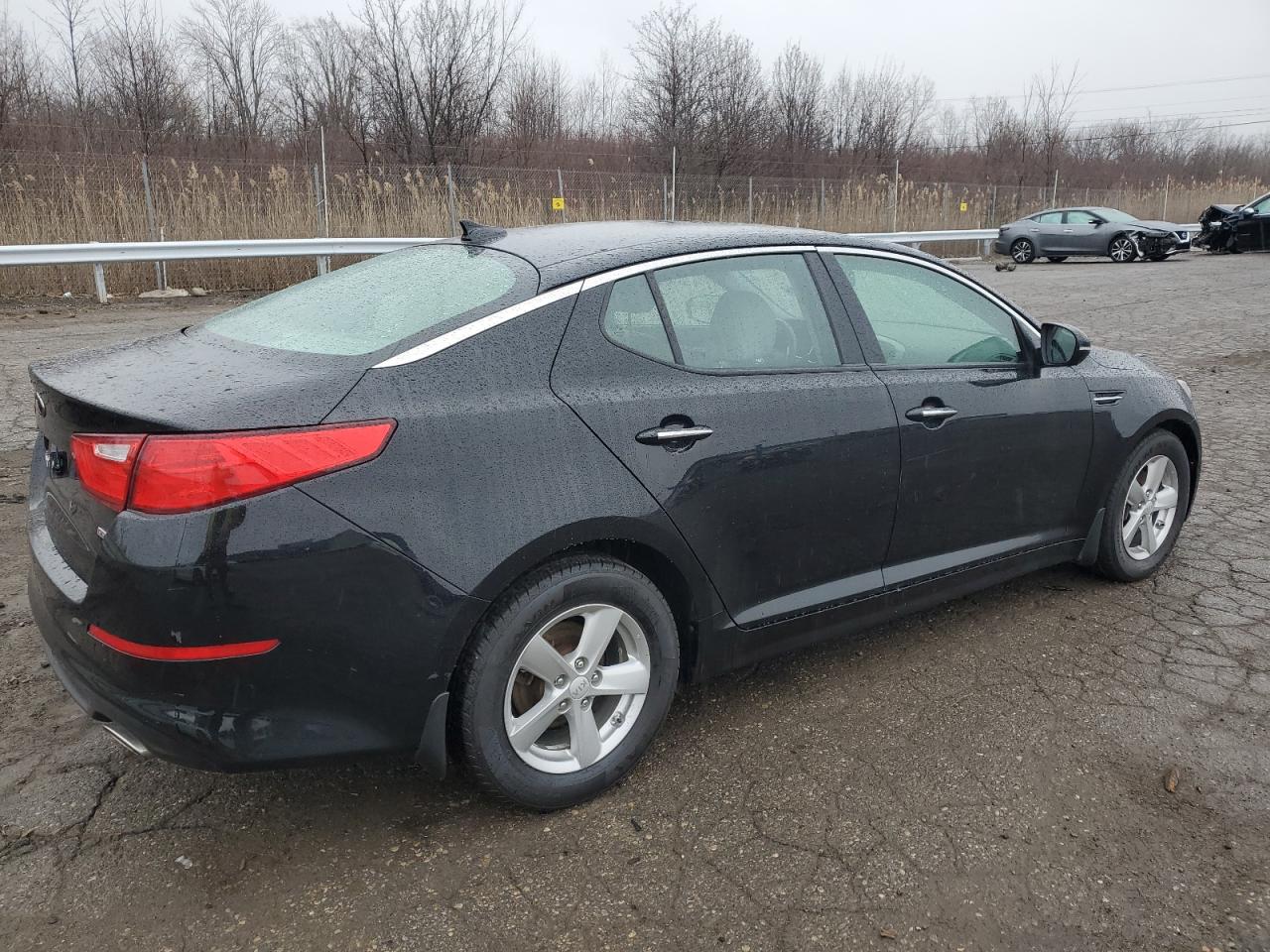 Photo 2 VIN: 5XXGM4A77EG338023 - KIA OPTIMA 