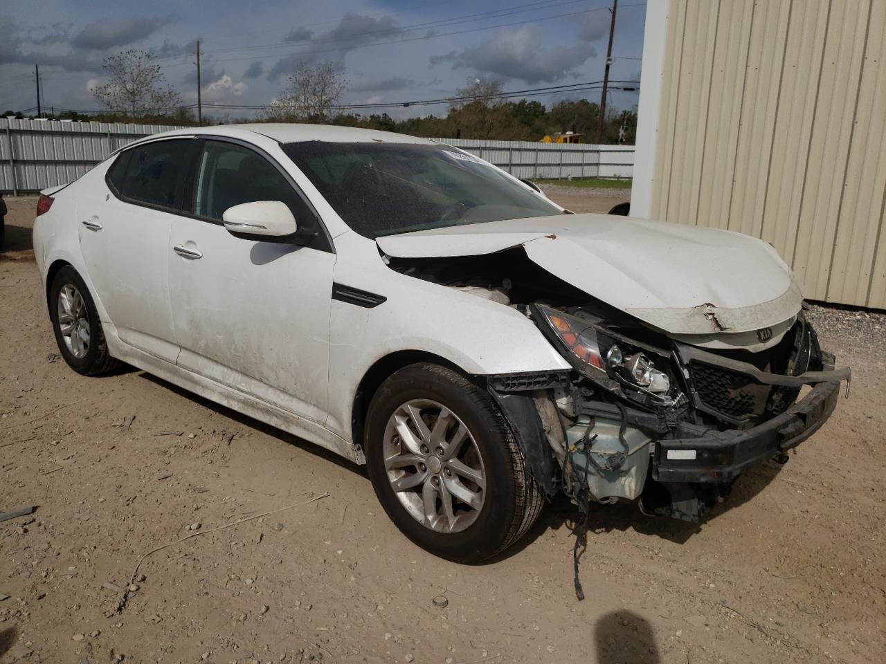 Photo 3 VIN: 5XXGM4A77FG398630 - KIA OPTIMA 