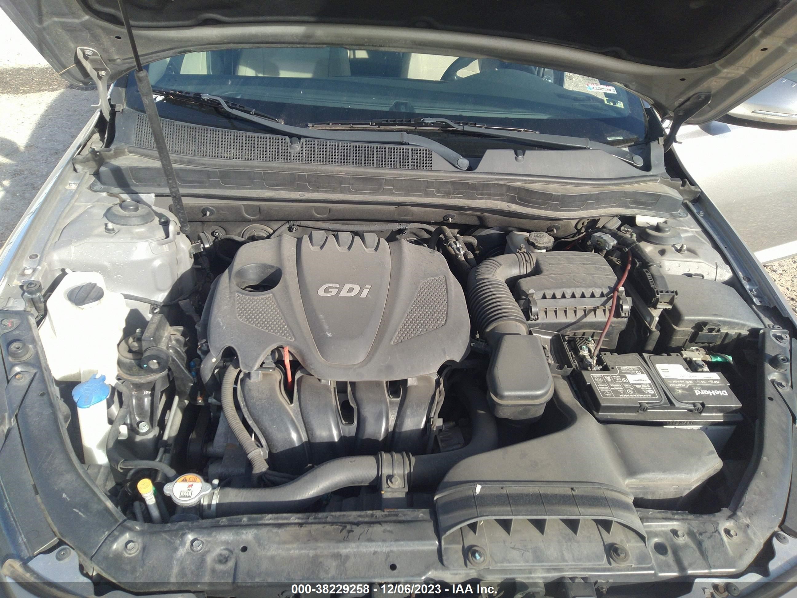 Photo 9 VIN: 5XXGM4A77FG443128 - KIA OPTIMA 