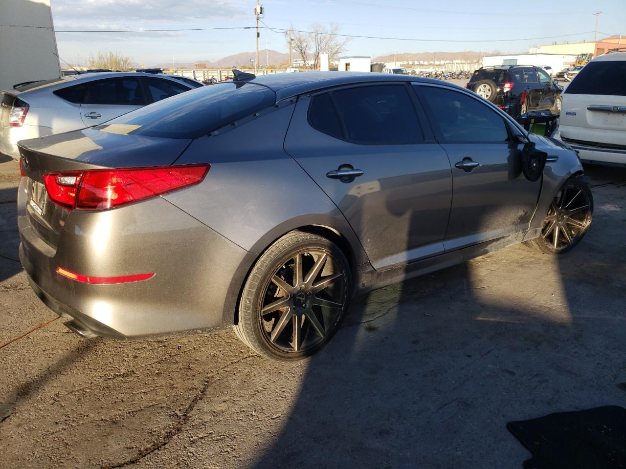 Photo 2 VIN: 5XXGM4A77FG452007 - KIA OPTIMA 