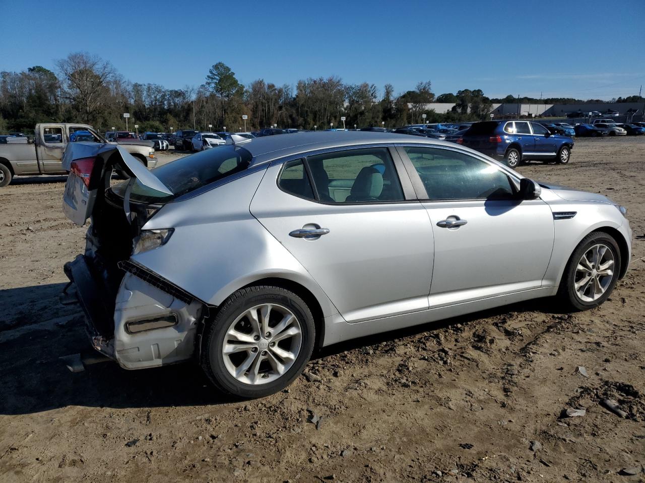 Photo 2 VIN: 5XXGM4A78DG136564 - KIA OPTIMA 