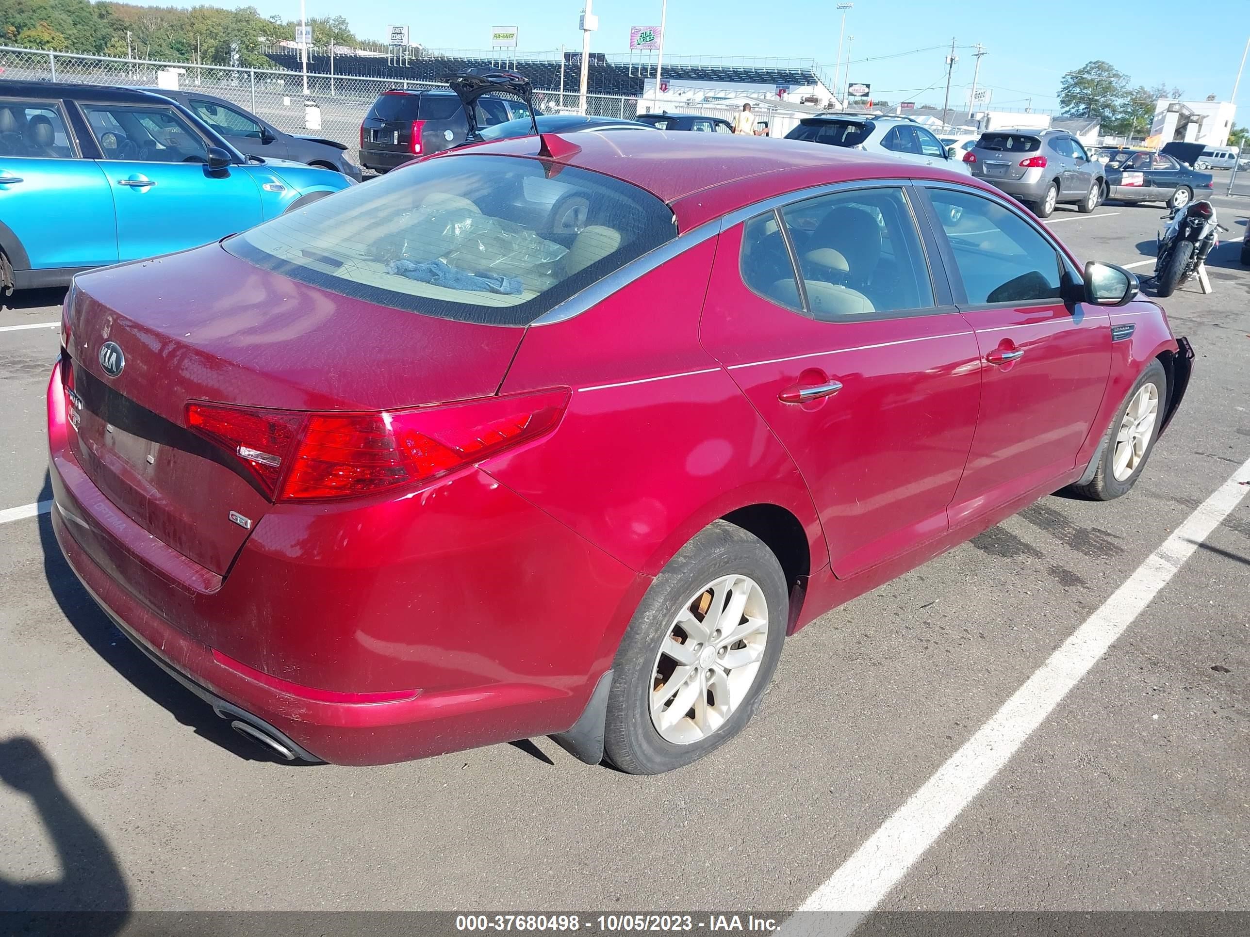 Photo 3 VIN: 5XXGM4A78DG167474 - KIA OPTIMA 