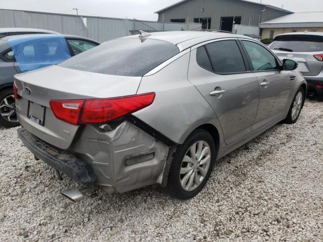 Photo 3 VIN: 5XXGM4A78FG470631 - KIA OPTIMA LX 