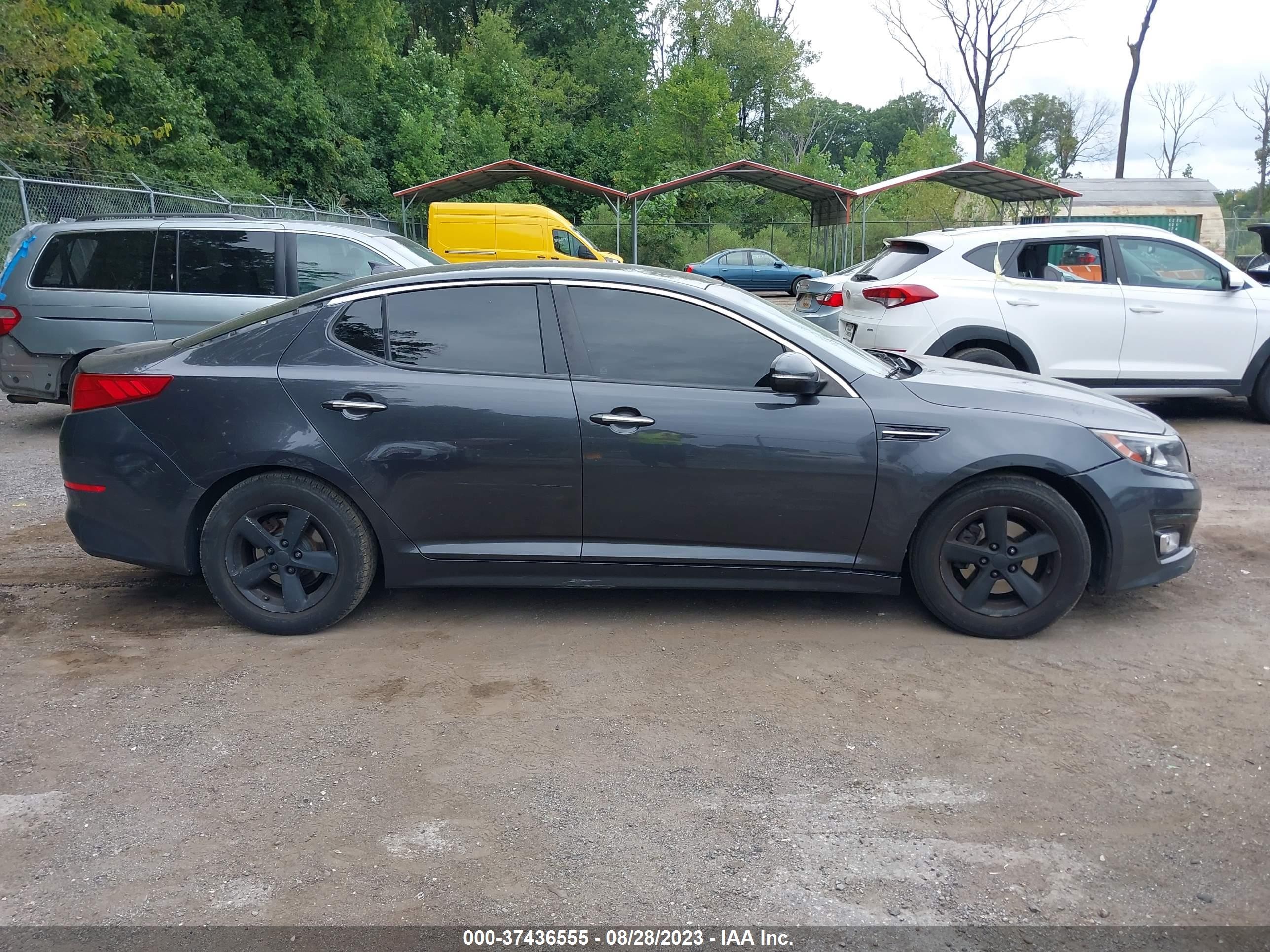 Photo 12 VIN: 5XXGM4A78FG474825 - KIA OPTIMA 