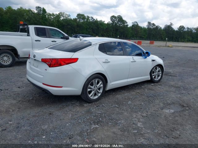 Photo 3 VIN: 5XXGM4A79DG139795 - KIA OPTIMA 