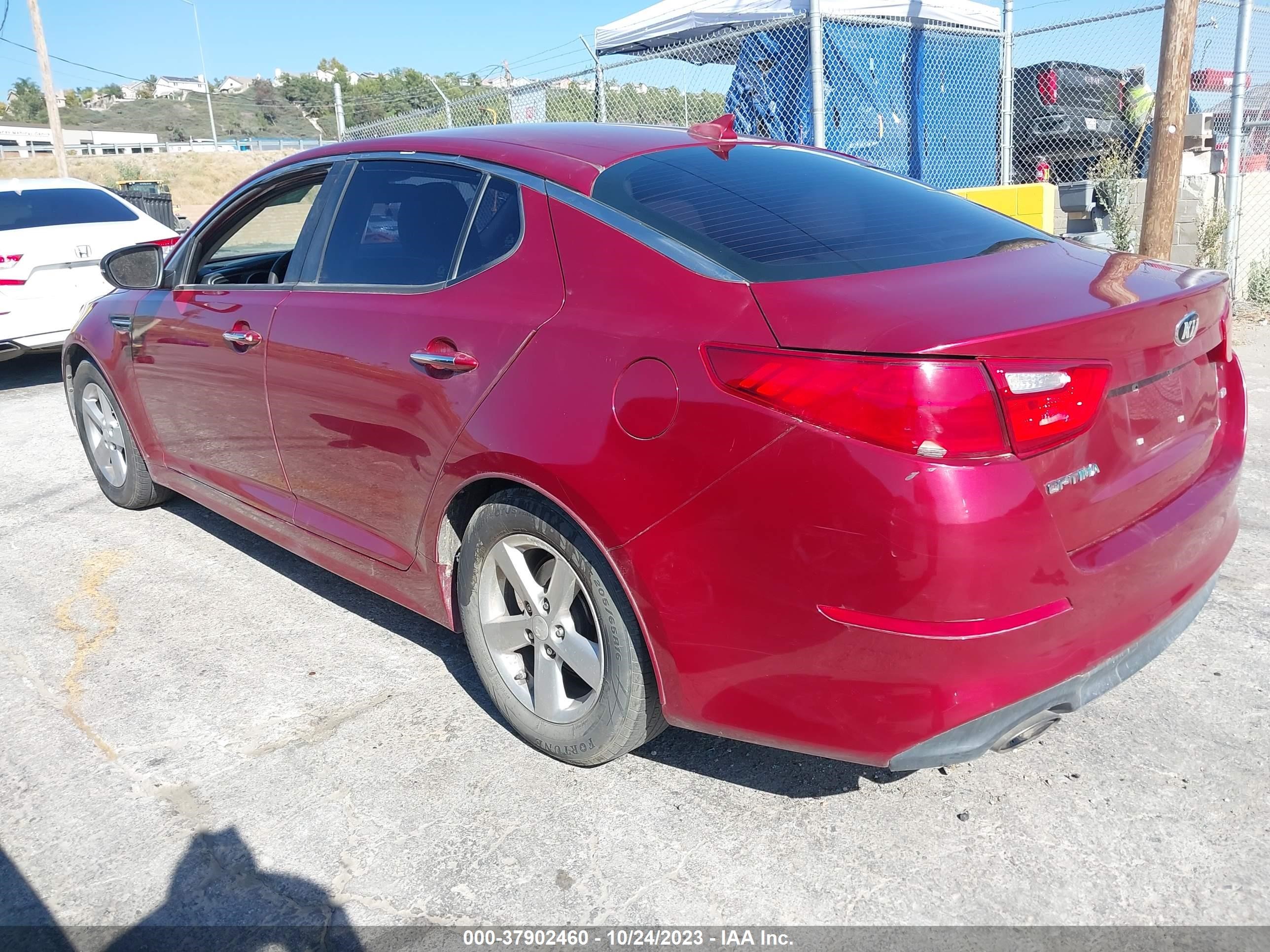 Photo 2 VIN: 5XXGM4A79FG356895 - KIA OPTIMA 