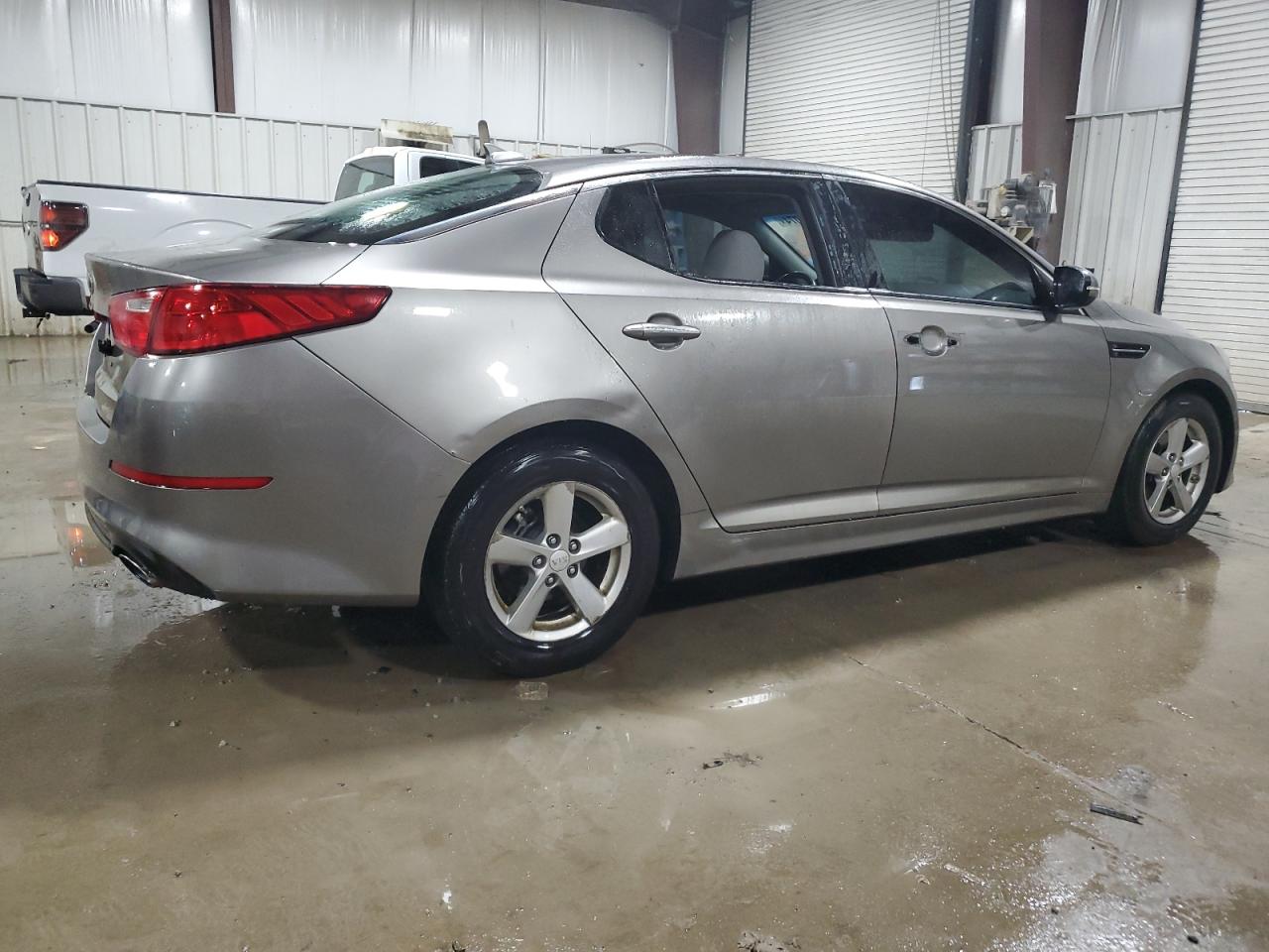 Photo 2 VIN: 5XXGM4A79FG374460 - KIA OPTIMA 