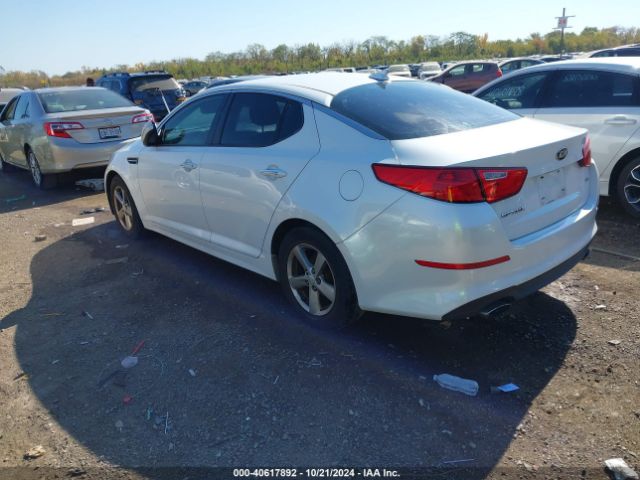 Photo 2 VIN: 5XXGM4A79FG388844 - KIA OPTIMA 