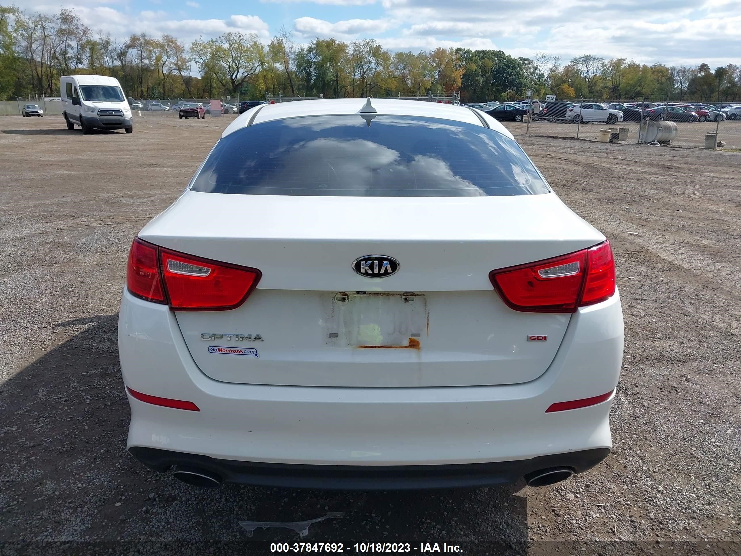 Photo 15 VIN: 5XXGM4A79FG415623 - KIA OPTIMA 