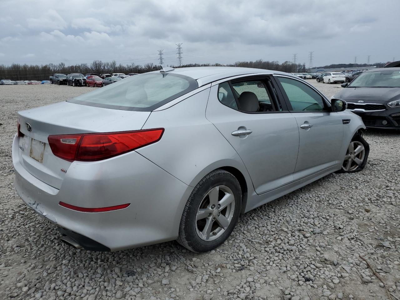 Photo 2 VIN: 5XXGM4A79FG425617 - KIA OPTIMA 