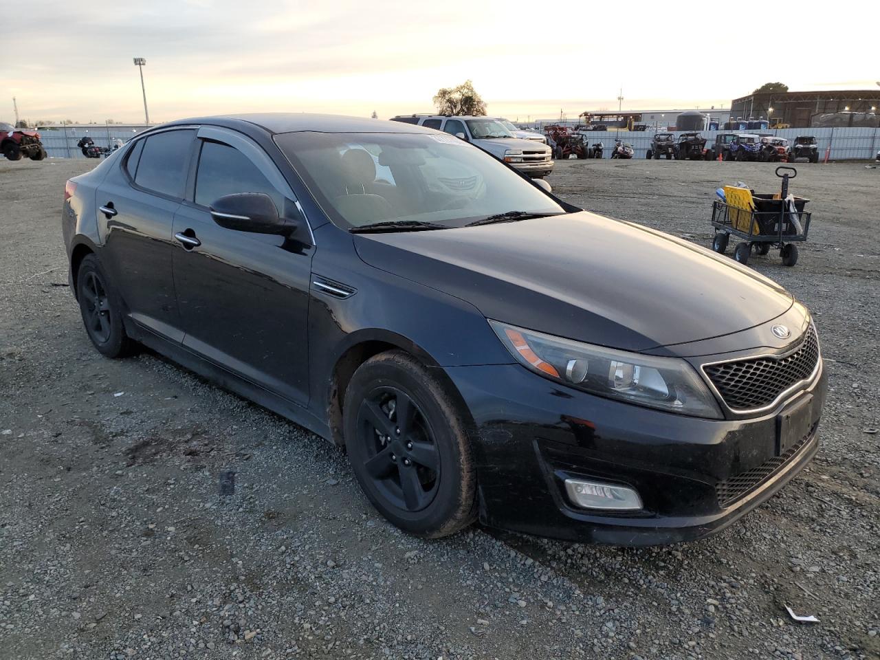 Photo 3 VIN: 5XXGM4A79FG483081 - KIA OPTIMA 