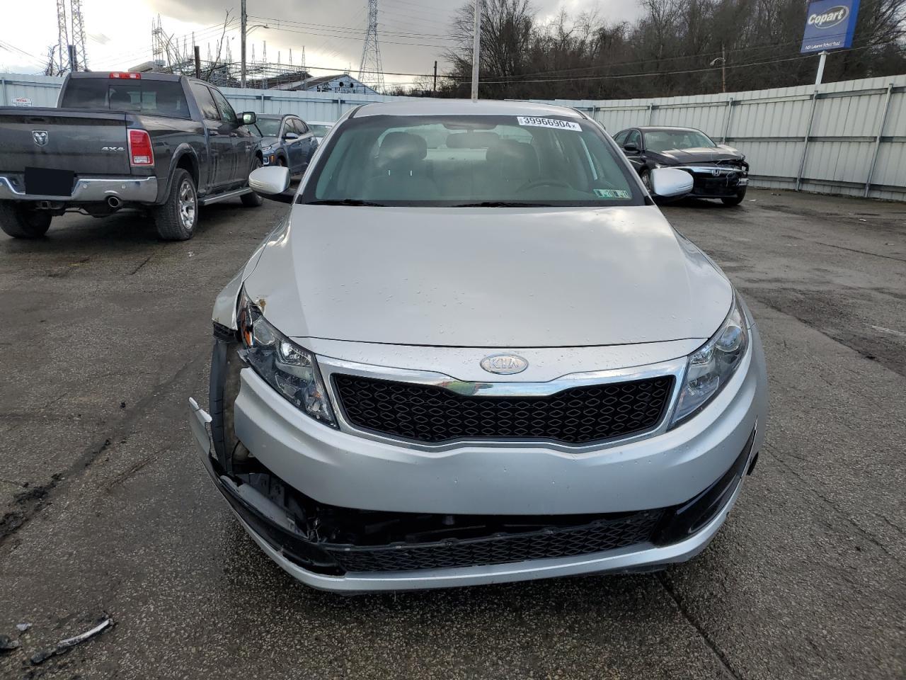 Photo 4 VIN: 5XXGM4A7XCG044516 - KIA OPTIMA 