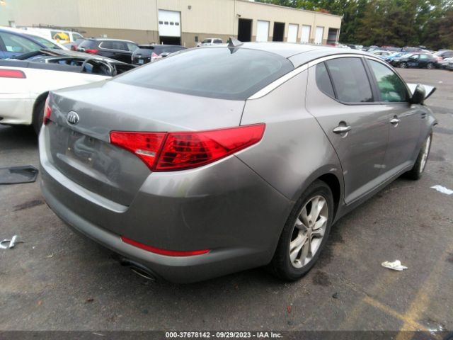 Photo 3 VIN: 5XXGM4A7XDG099064 - KIA OPTIMA 