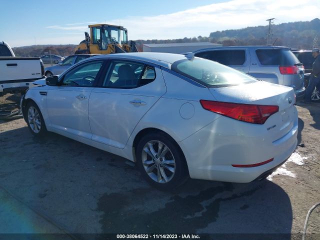 Photo 2 VIN: 5XXGM4A7XDG138848 - KIA OPTIMA 