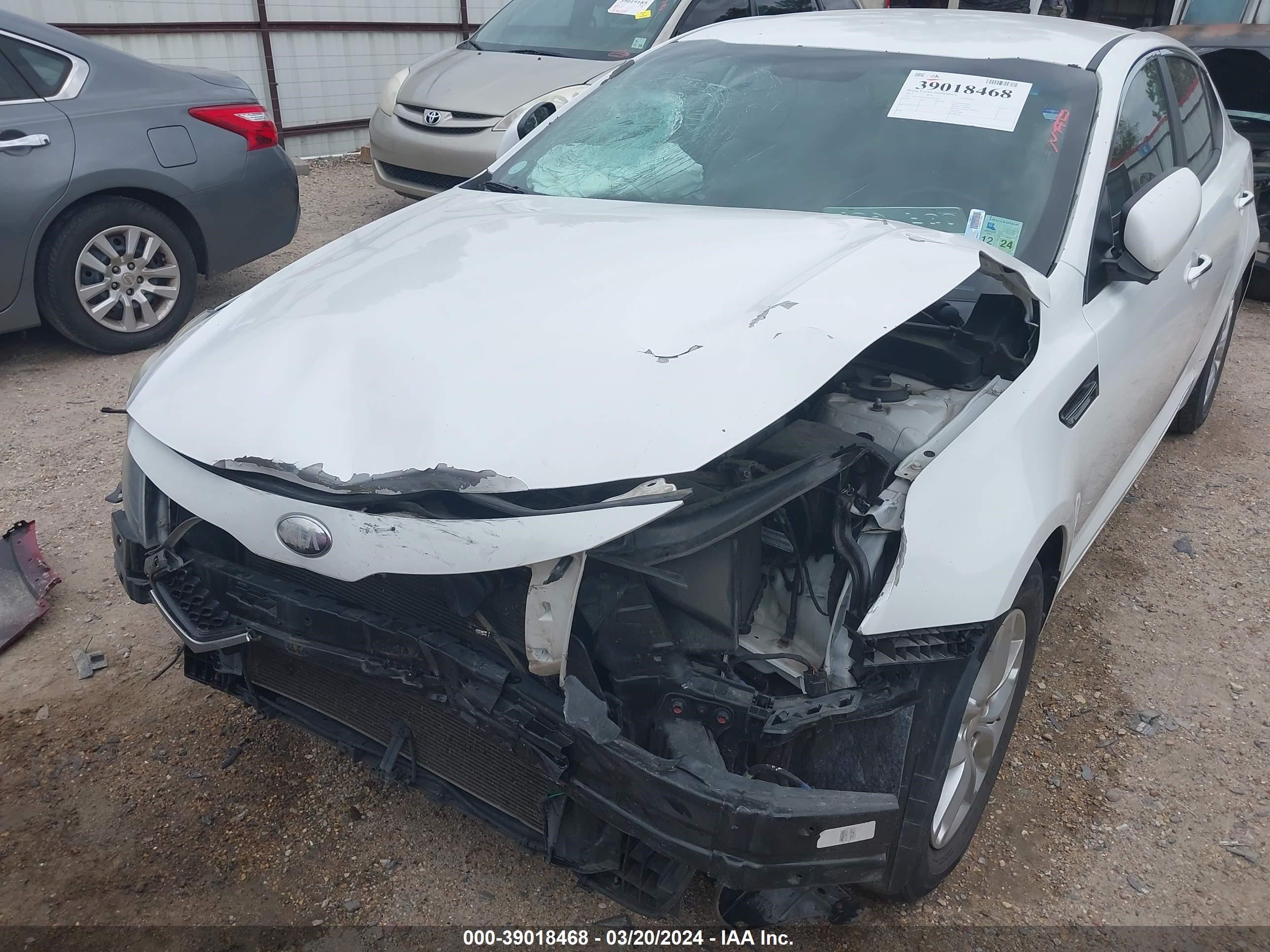 Photo 5 VIN: 5XXGM4A7XDG185314 - KIA OPTIMA 