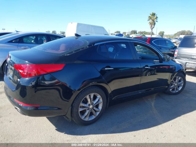 Photo 3 VIN: 5XXGM4A7XDG228565 - KIA OPTIMA 