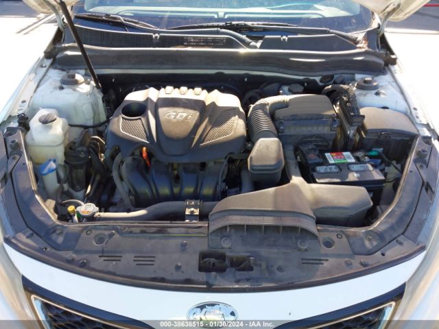 Photo 9 VIN: 5XXGM4A7XEG275905 - KIA OPTIMA 