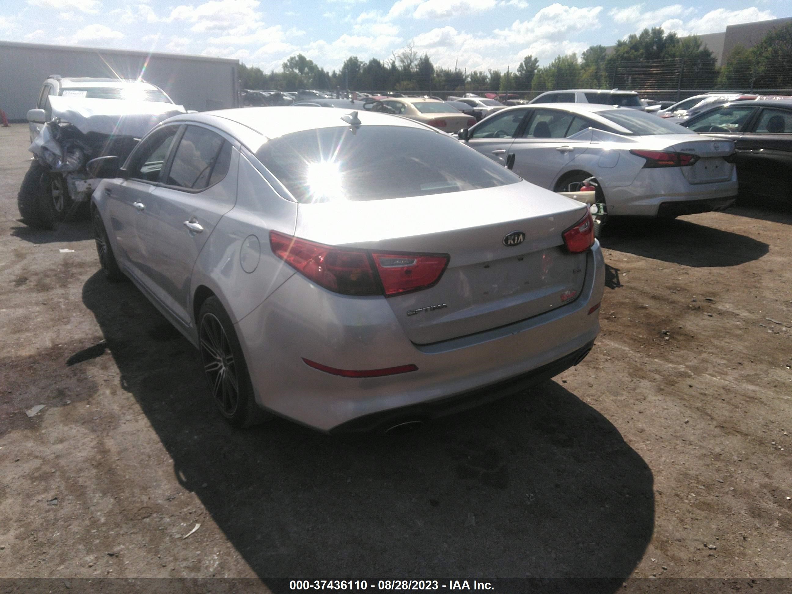 Photo 2 VIN: 5XXGM4A7XFG448744 - KIA OPTIMA 