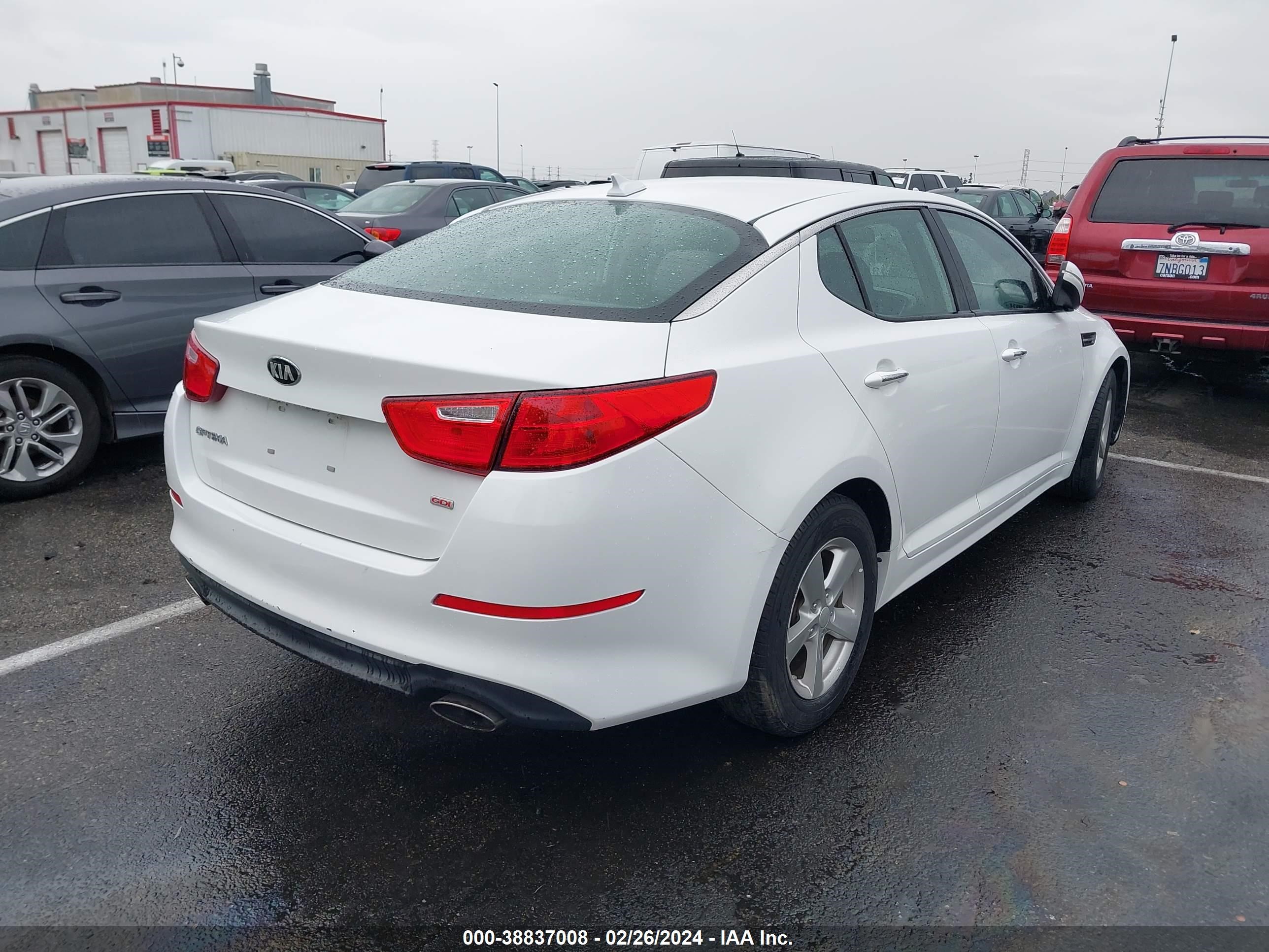 Photo 3 VIN: 5XXGM4A7XFG479220 - KIA OPTIMA 