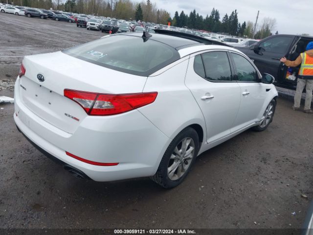 Photo 3 VIN: 5XXGN4A63CG011779 - KIA OPTIMA 