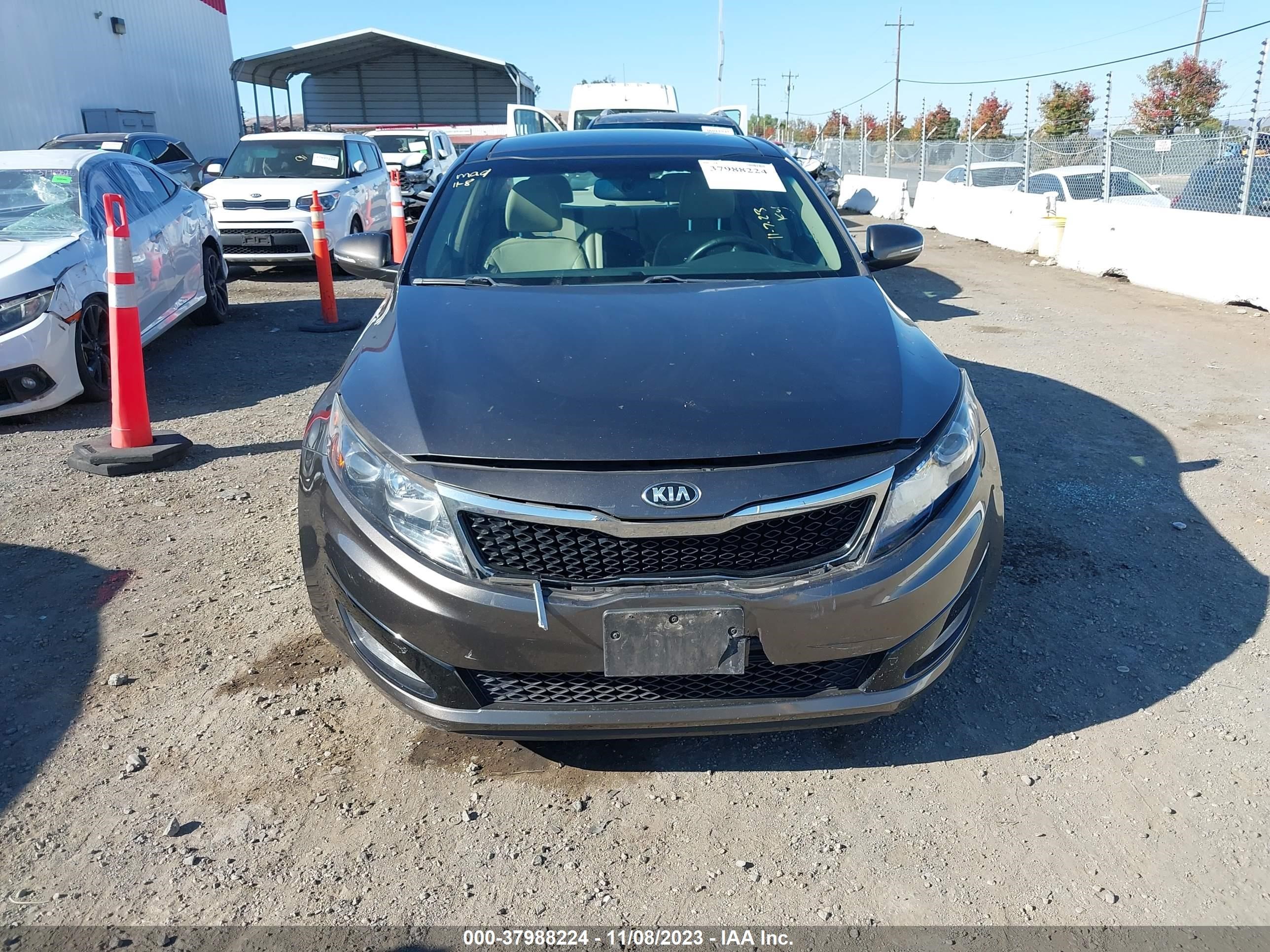 Photo 11 VIN: 5XXGN4A70DG090533 - KIA OPTIMA 