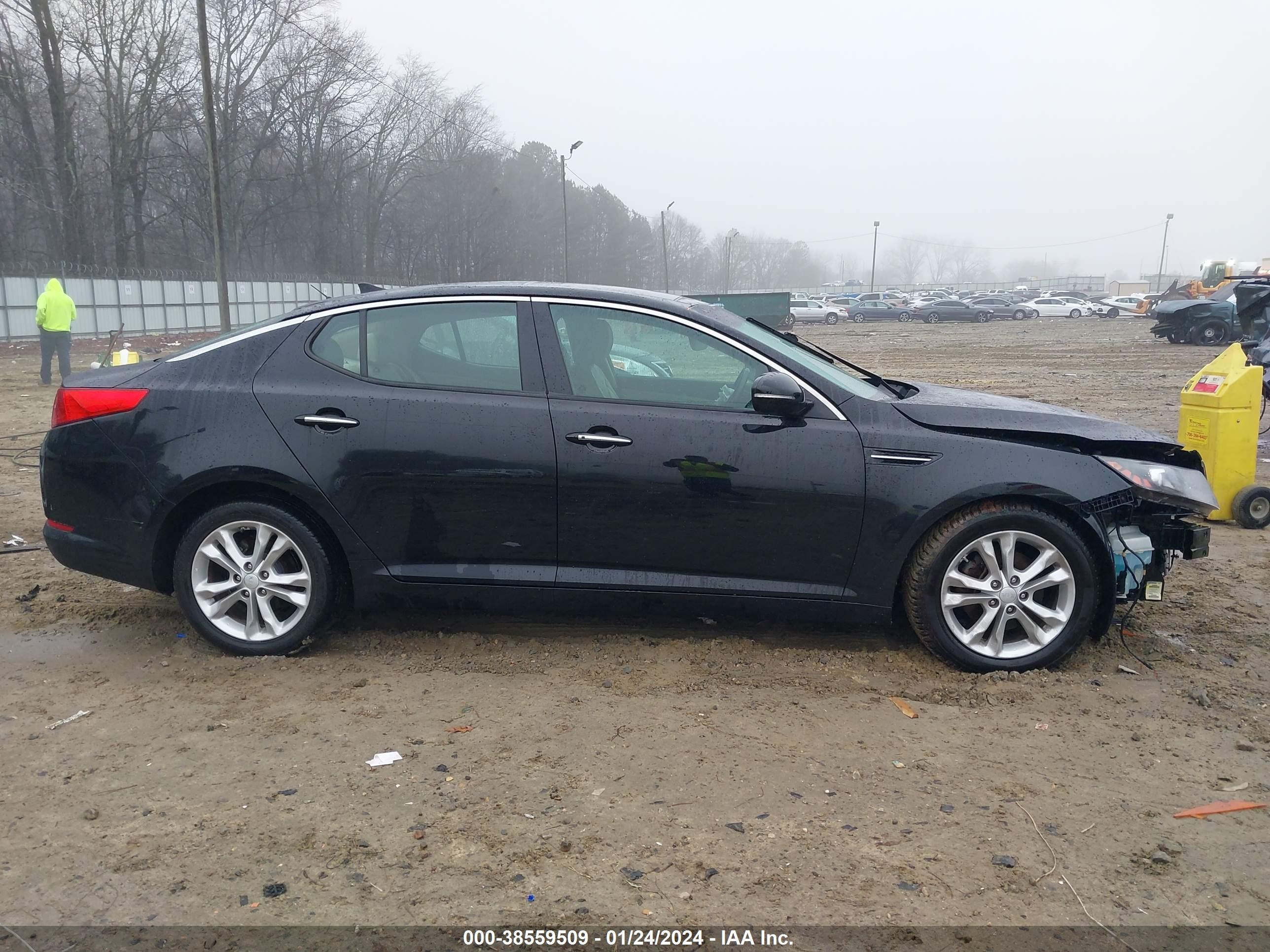 Photo 12 VIN: 5XXGN4A70DG200075 - KIA OPTIMA 