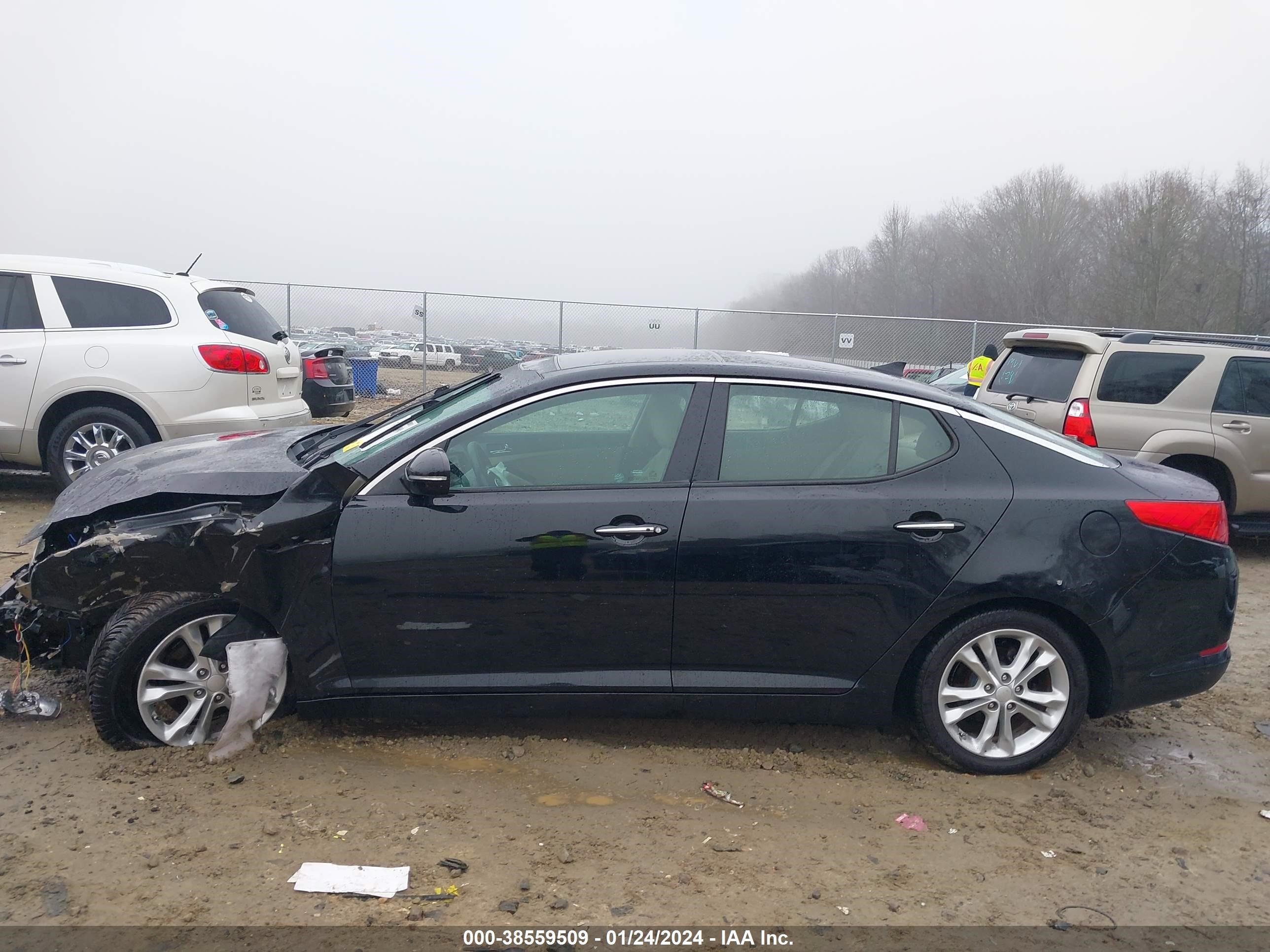 Photo 13 VIN: 5XXGN4A70DG200075 - KIA OPTIMA 