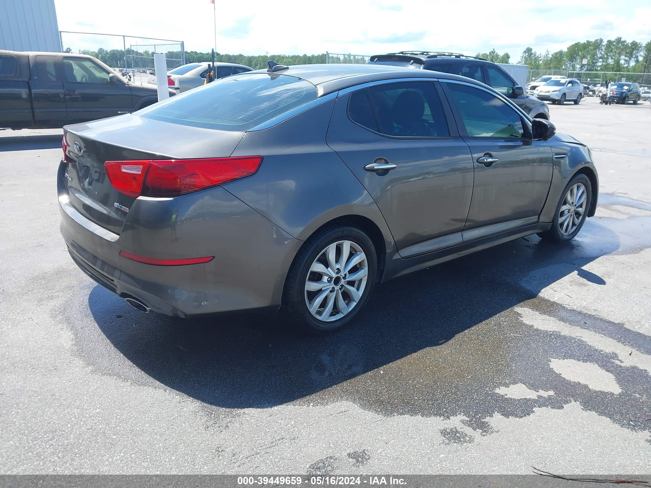 Photo 3 VIN: 5XXGN4A70EG263985 - KIA OPTIMA 