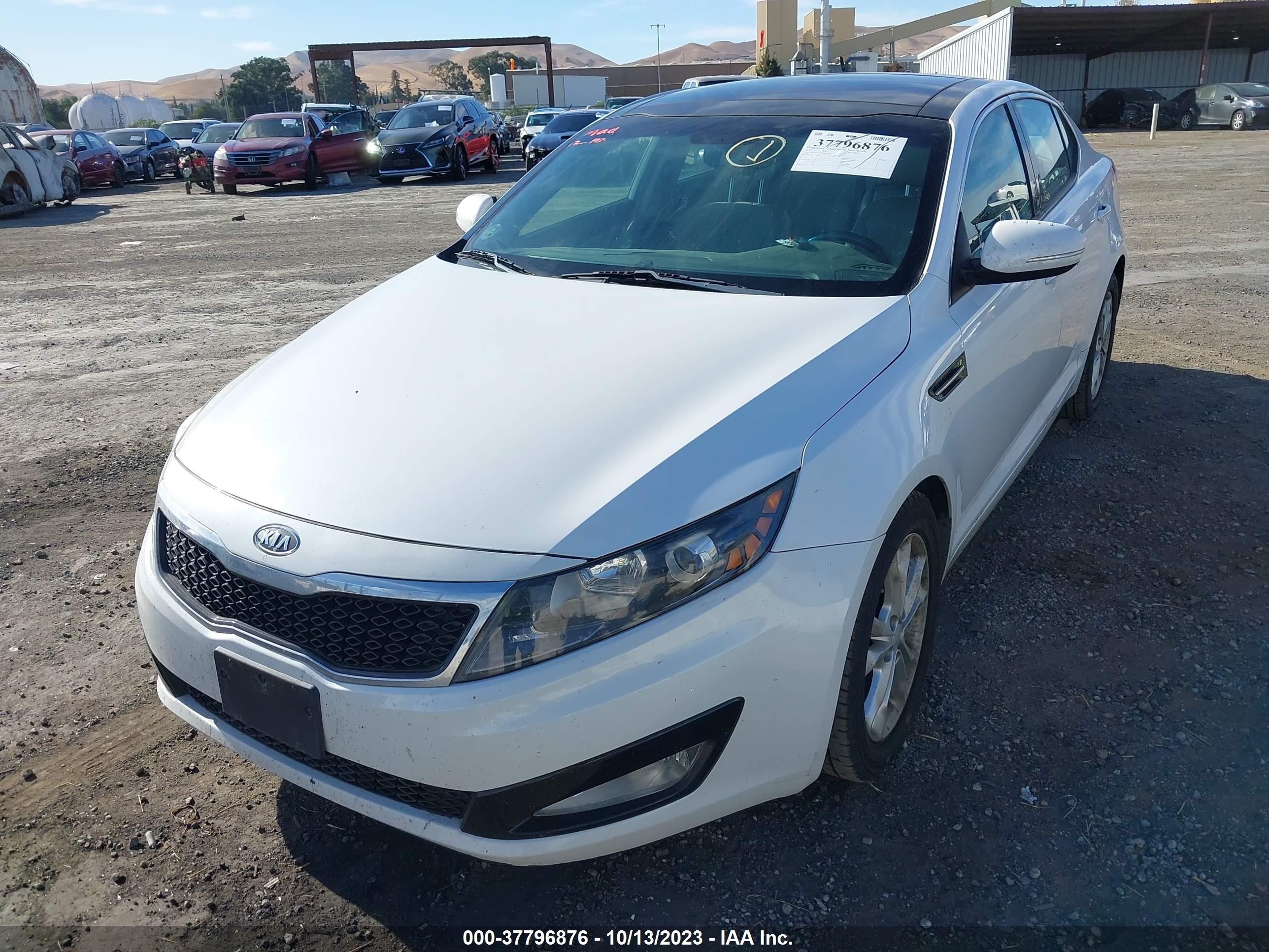 Photo 5 VIN: 5XXGN4A71CG042053 - KIA OPTIMA 