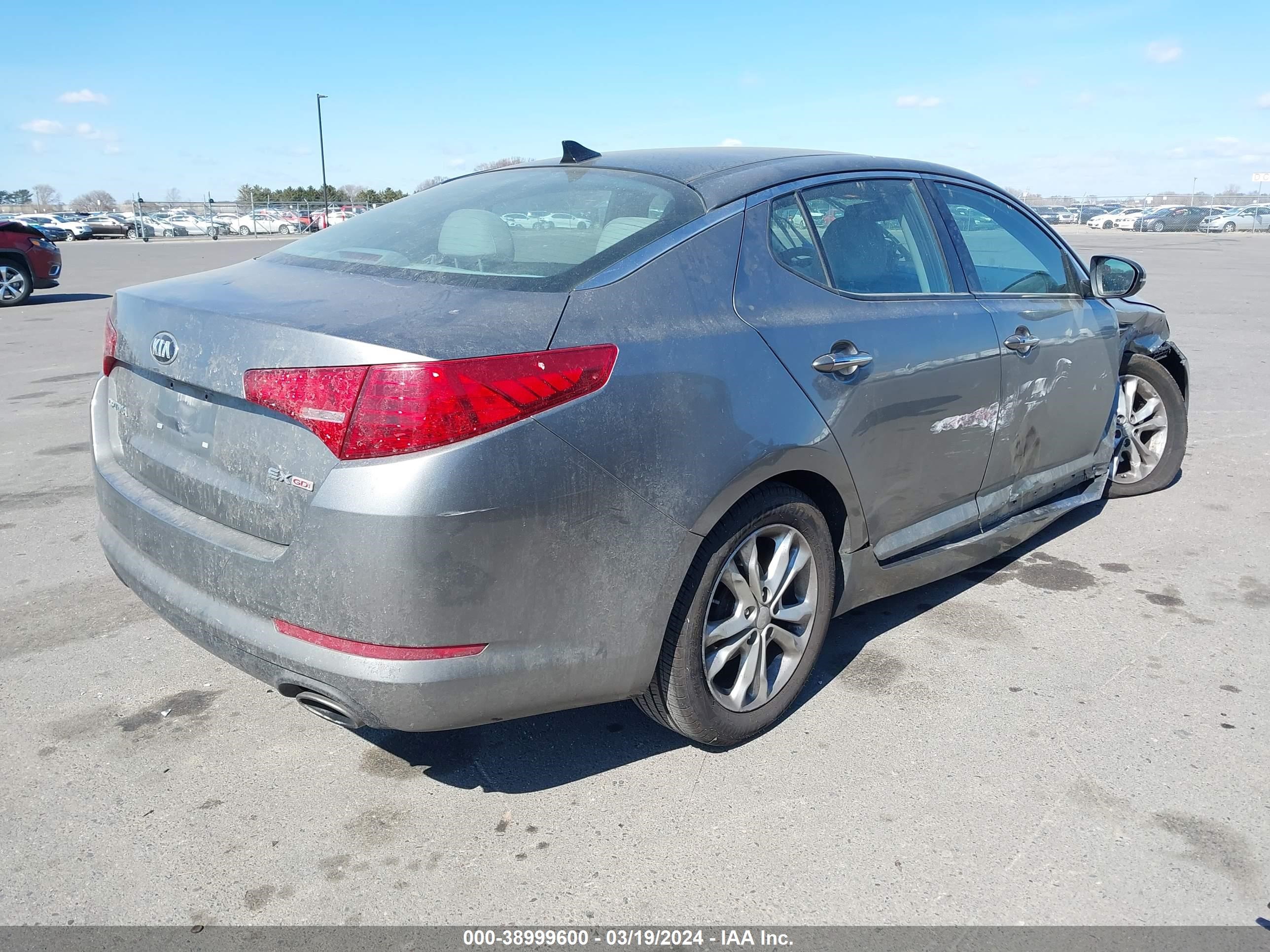 Photo 3 VIN: 5XXGN4A71DG162646 - KIA OPTIMA 