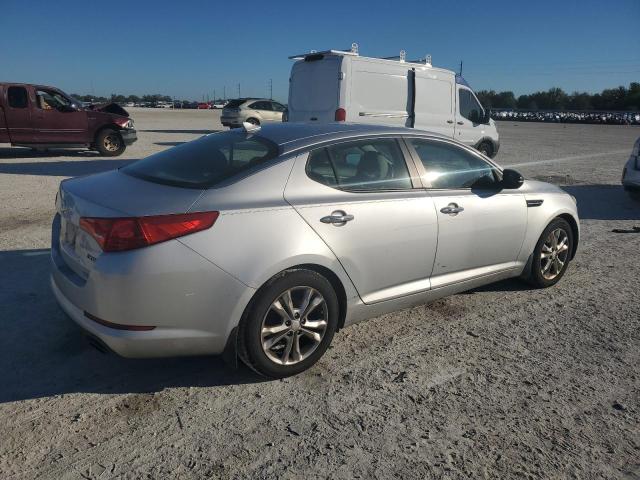 Photo 2 VIN: 5XXGN4A71DG211473 - KIA OPTIMA EX 