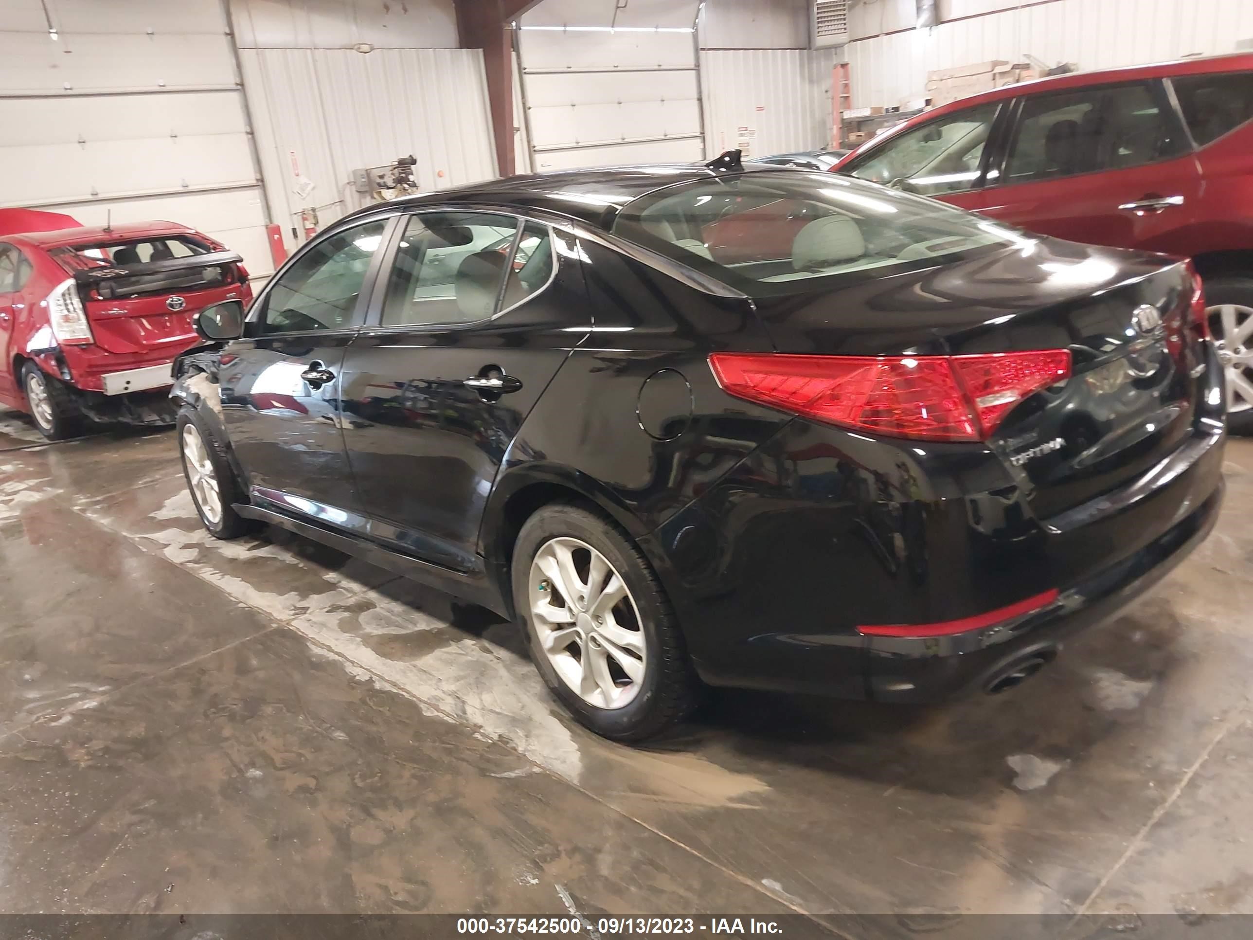 Photo 2 VIN: 5XXGN4A71DG224613 - KIA OPTIMA 