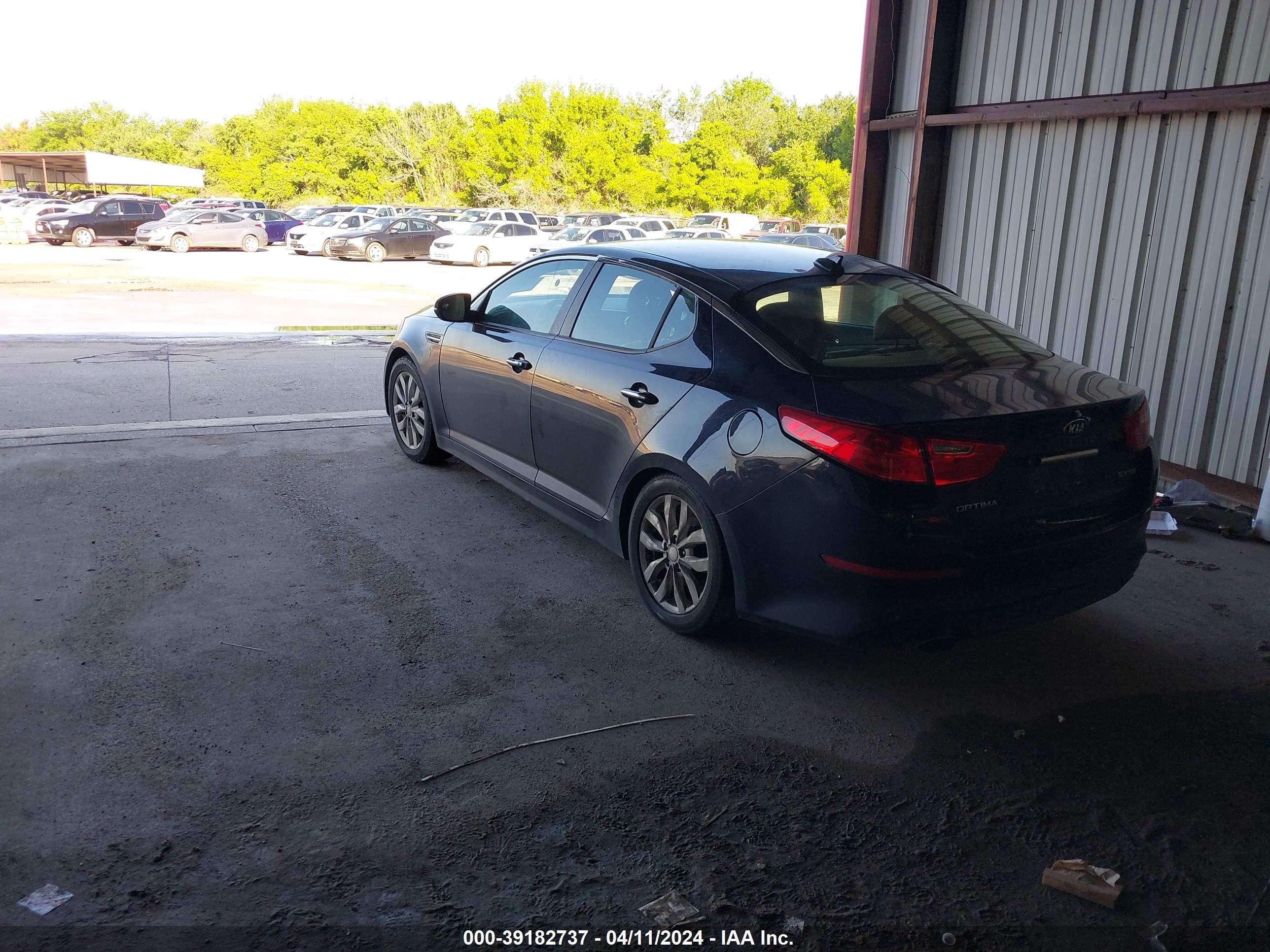 Photo 2 VIN: 5XXGN4A71FG405357 - KIA OPTIMA 