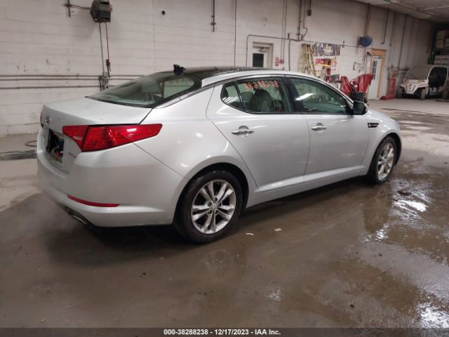 Photo 3 VIN: 5XXGN4A72CG017890 - KIA OPTIMA 