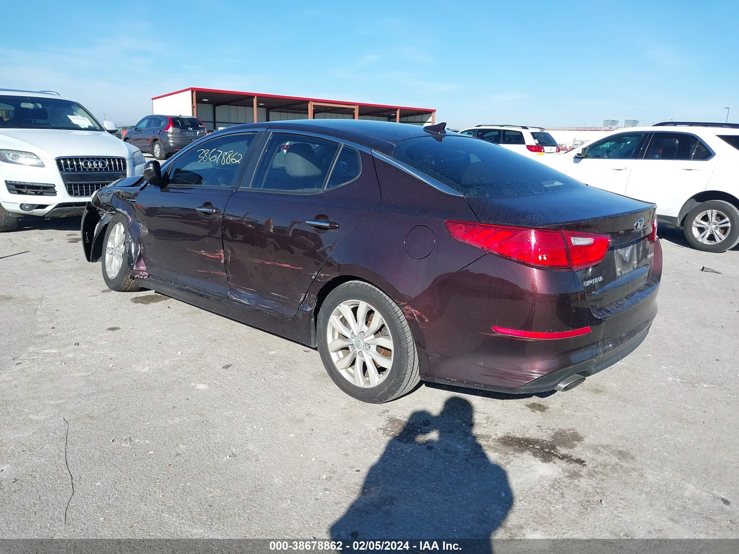 Photo 2 VIN: 5XXGN4A72EG327248 - KIA OPTIMA 