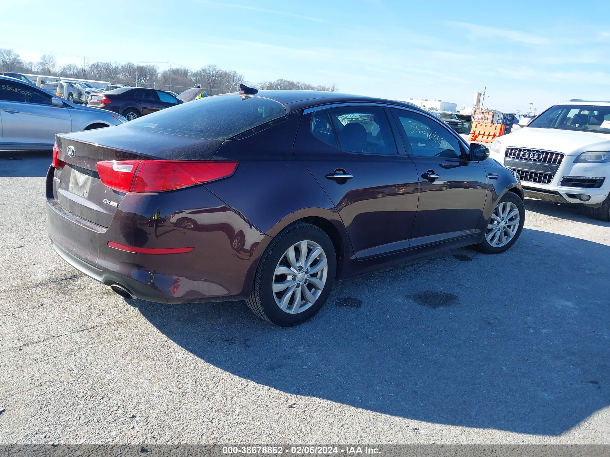 Photo 3 VIN: 5XXGN4A72EG327248 - KIA OPTIMA 