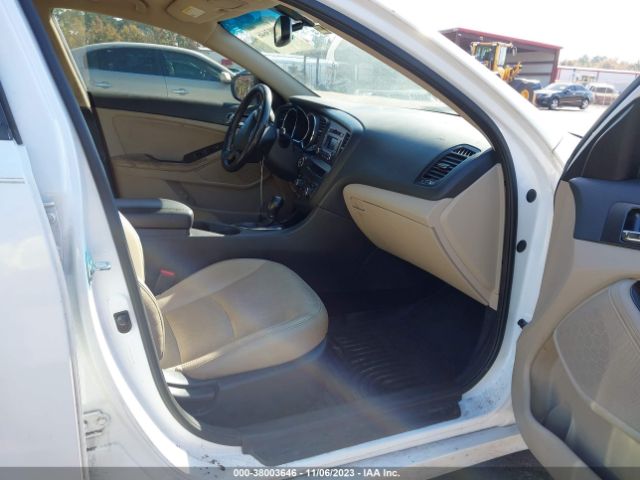 Photo 4 VIN: 5XXGN4A73CG017087 - KIA OPTIMA 