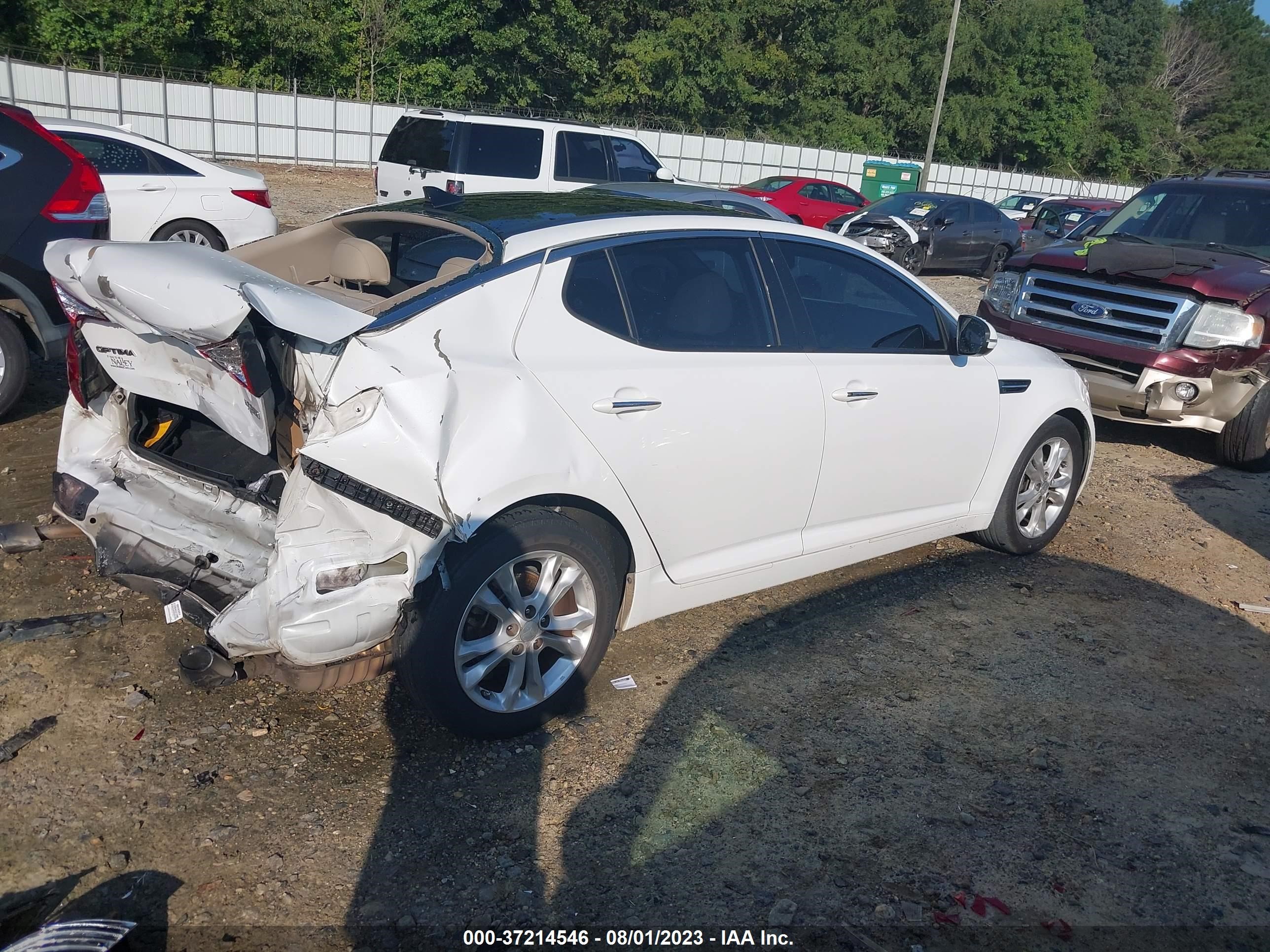 Photo 3 VIN: 5XXGN4A73CG040367 - KIA OPTIMA 