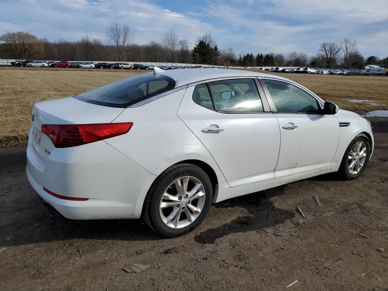 Photo 2 VIN: 5XXGN4A73CG041082 - KIA OPTIMA 