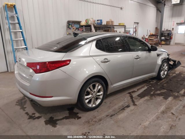 Photo 3 VIN: 5XXGN4A73DG105896 - KIA OPTIMA 