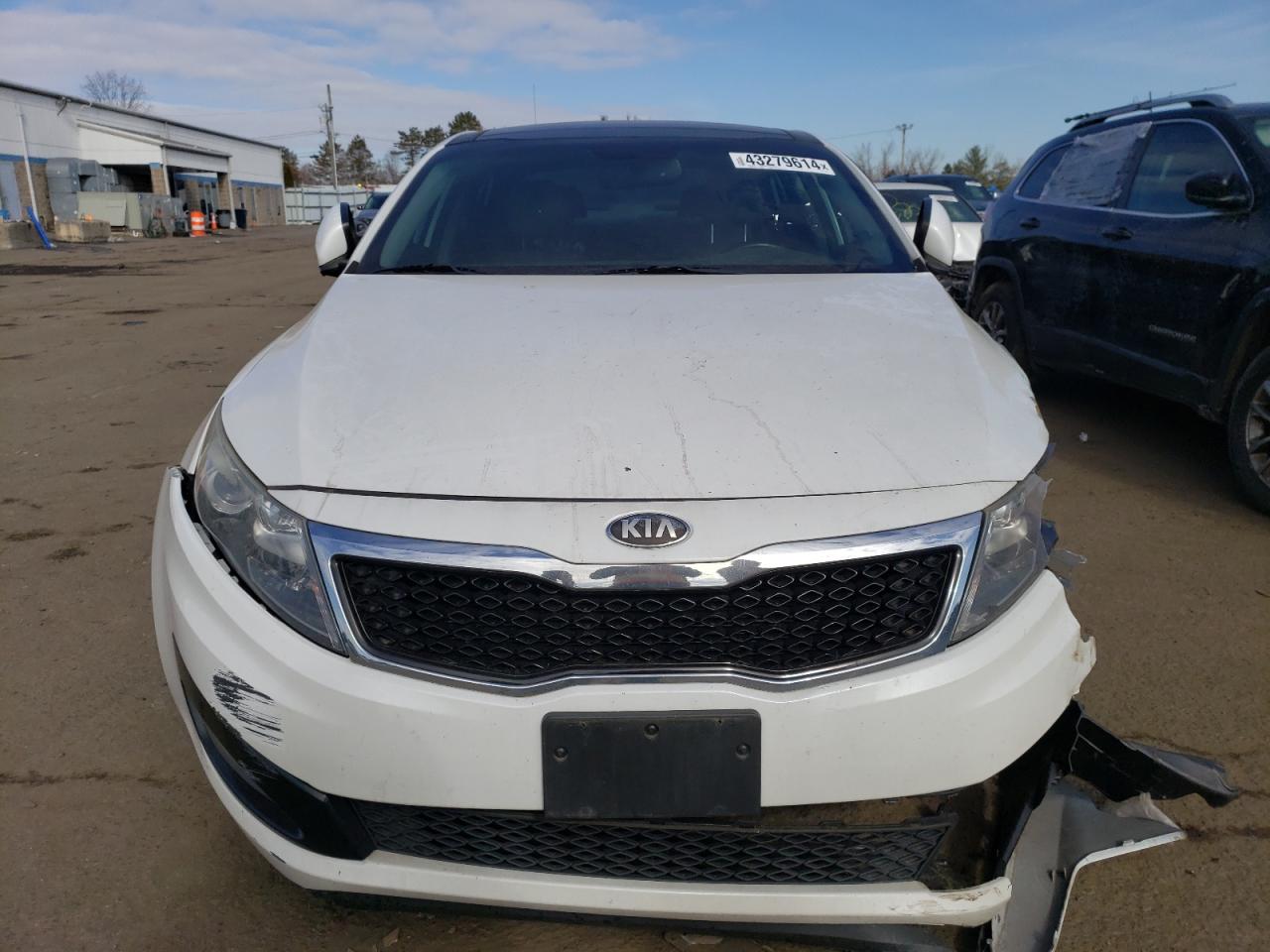 Photo 4 VIN: 5XXGN4A73DG219719 - KIA OPTIMA 