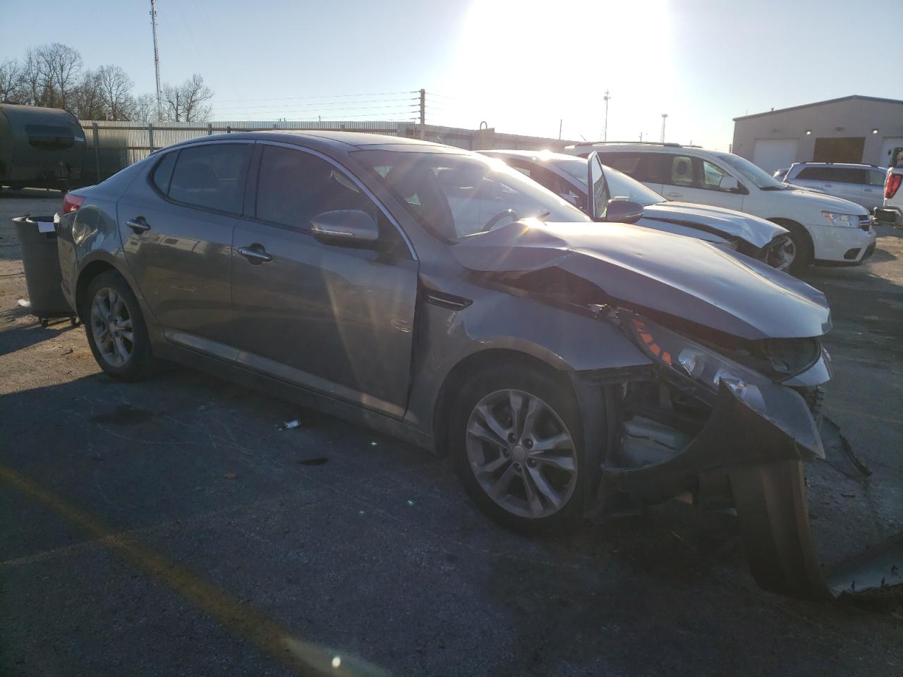 Photo 3 VIN: 5XXGN4A74DG181904 - KIA OPTIMA 